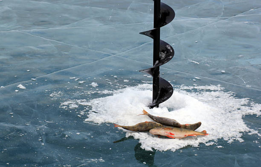 Льодобур — важливий елемент зимової рибалки як обрати і використовувати