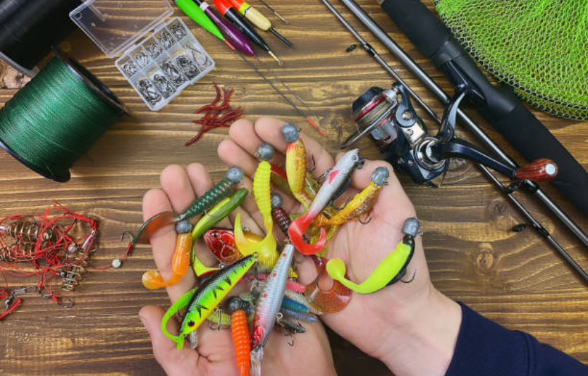 Огляд силіконових приманок топ-5 для ловлі окуня взимку